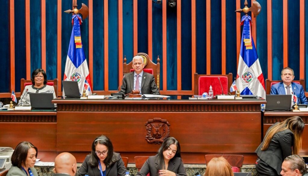 Senado aprueba la Ley Orgánica de la Cámara de Cuentas de la Autoría del Senador Félix Bautista