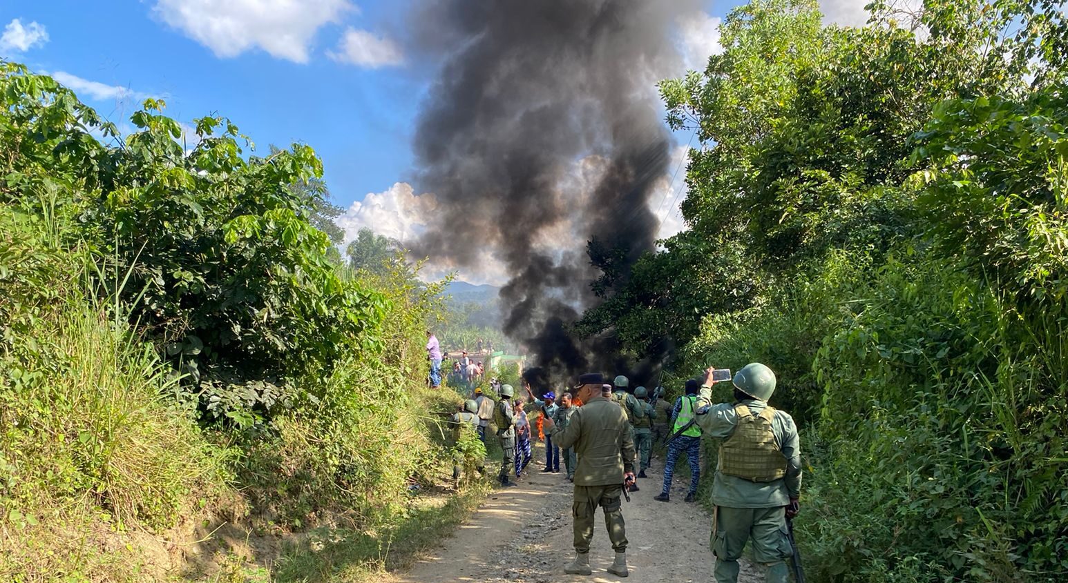 SENPA, Ministerio de Medio Ambiente y Procuraduría despejan zonas de Rancho arriba tras protestas por medidas medioambientales