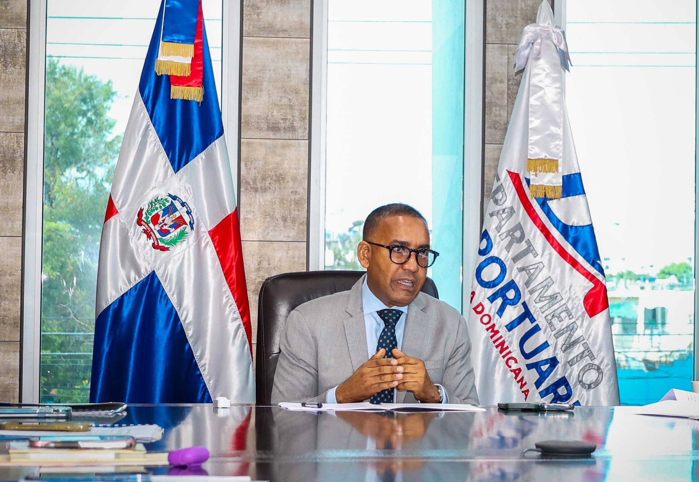 Departamento Aeroportuaria instruye inicio de plan para manejo flujo de pasajeros en aeropuertos desde el día 15