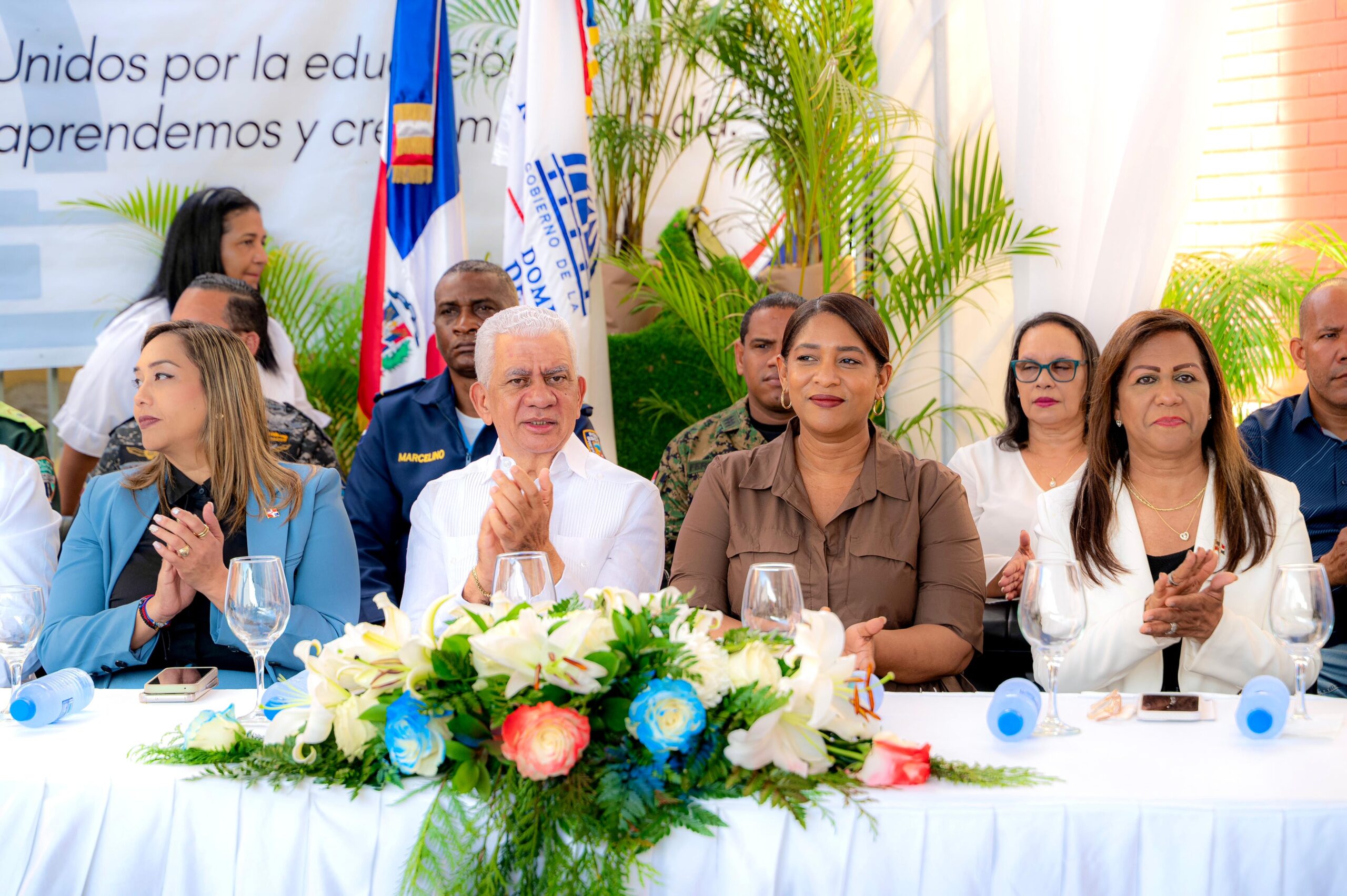 El presidente del Senado, Ricardo de los Santos, encabeza acto de apertura del año escolar 2025-2026 en Sánchez Ramírez