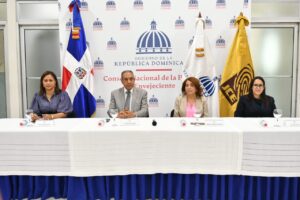 JCE y CONAPE inician jornada nacional de cedulación para personas adultas mayores