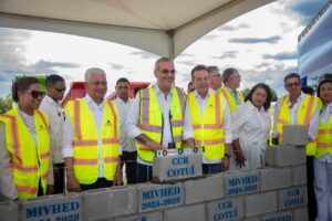 Presidente Abinader deja iniciados los trabajos de construcción del Centro de Corrección y Rehabilitación (CCR) Cotuí con capacidad para albergar dignamente a 700 internos, priorizando la educación, la seguridad y la reinserción social