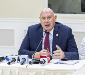 Comisión Bicameral que estudia proyecto de ley de Medidas Pro Crecimiento Económico escuchará este martes al ministro de Hacienda y Economía, Magín Diaz y a la AIRD