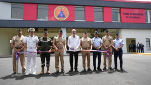 Abinader inaugura nueva sede del CEMED para fortalecer la respuesta del Estado ante emergencias y desastres.