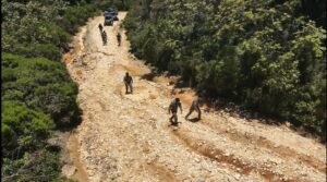 Comandante del Ejército supervisa unidades, entrega tres puestos fronterizos y pone en funcionamiento nuevo helipuerto en la Sierra de Bahoruco