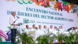 Presidente Abinader destaca los avances del Gobierno en mecanización agrícola para elevar la productividad, reducir costos y disminuir la dependencia de mano de obra extranjera