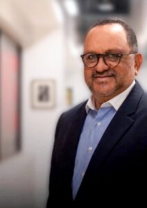 Antoliano Peralta revive los cinco años que sacudieron a la República Dominicana tras la caída de Trujillo
