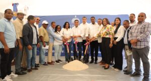 Ministro Kelvin Cruz inicia construcción de siete multiusos en la Región Sur con inversión de 200 millones de pesos